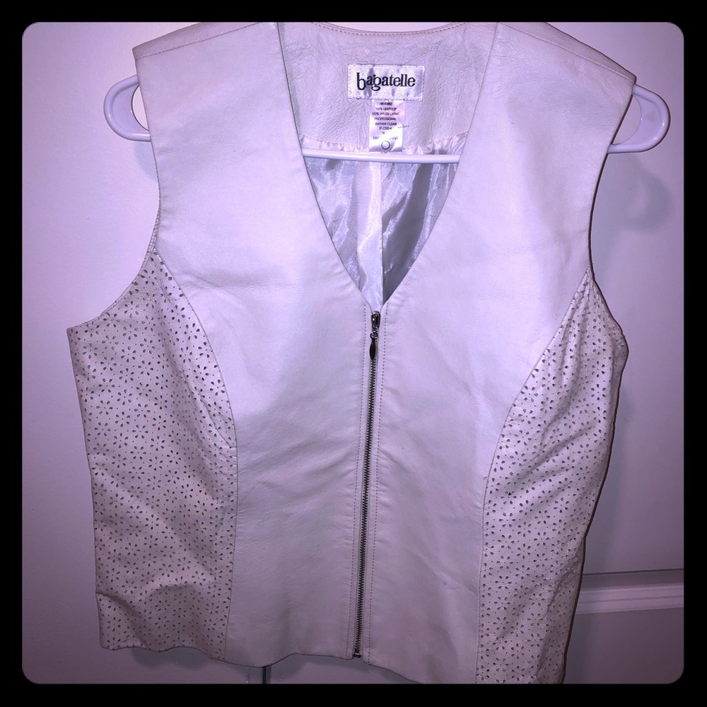 ⭐️Flash Sale! Bagatelle White Leather Vest⭐️